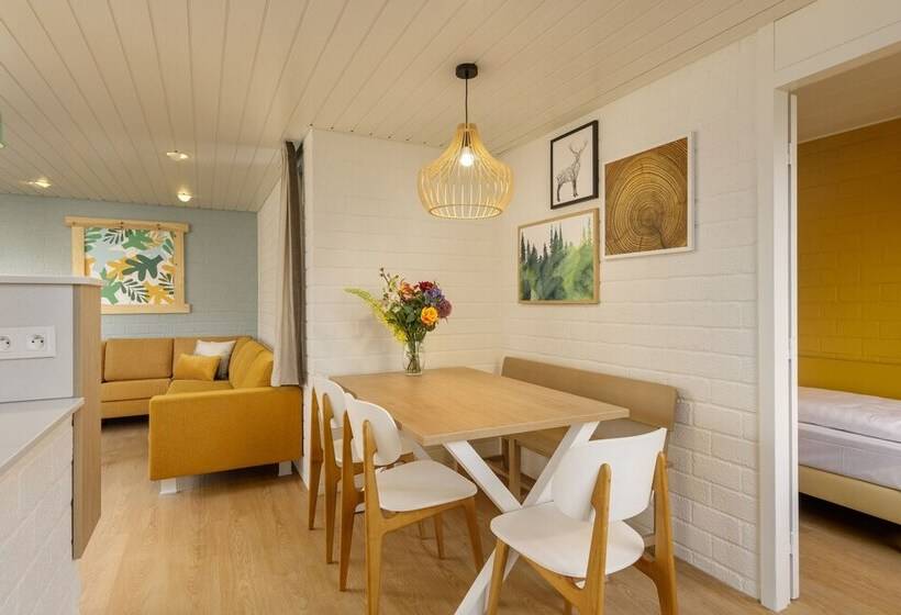 בית מלון כפרי Center Parcs Erperheide