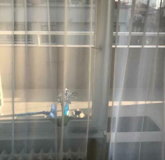 בית מלון כפרי City Hostel Sofia