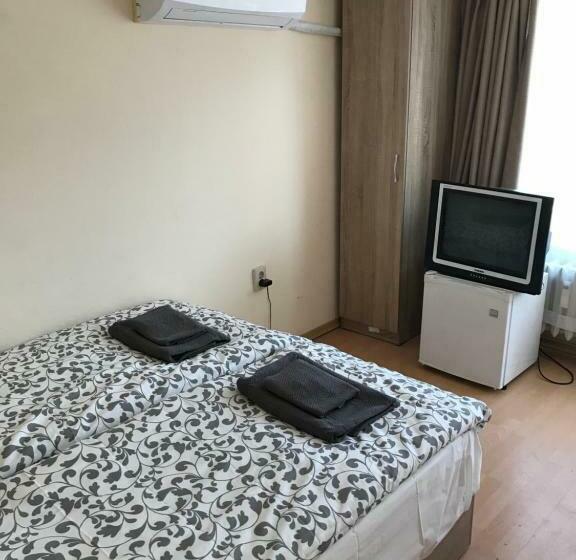 בית מלון כפרי City Hostel Sofia