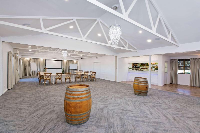 هتل Econo Lodge Savannah Park Tamworth