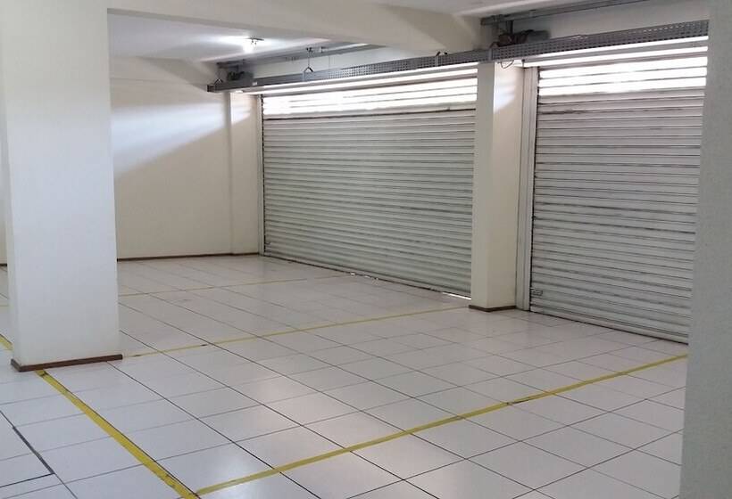 Отель Edifício Metropolis