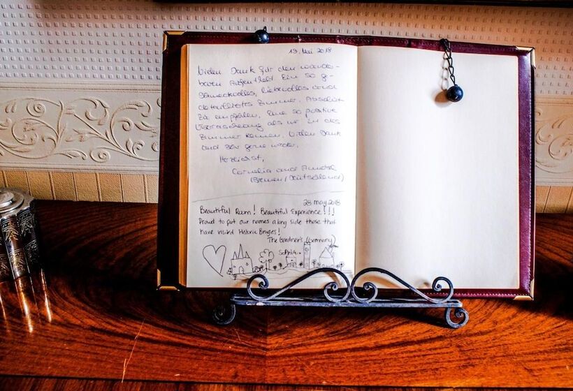 Отель Guest House Huyze Die Maene