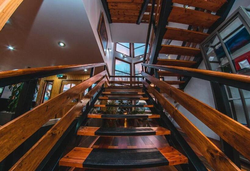 בית מלון כפרי Hallef