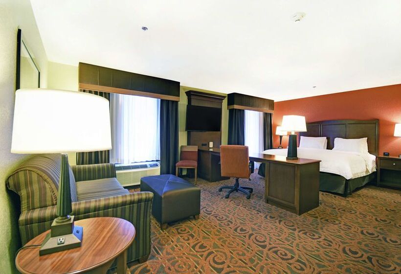 هتل Hampton Inn & Suites Milwaukee/franklin