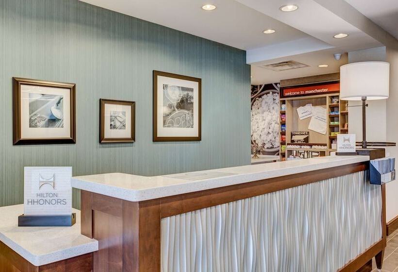 فندق Hampton Inn & Suites Manchester
