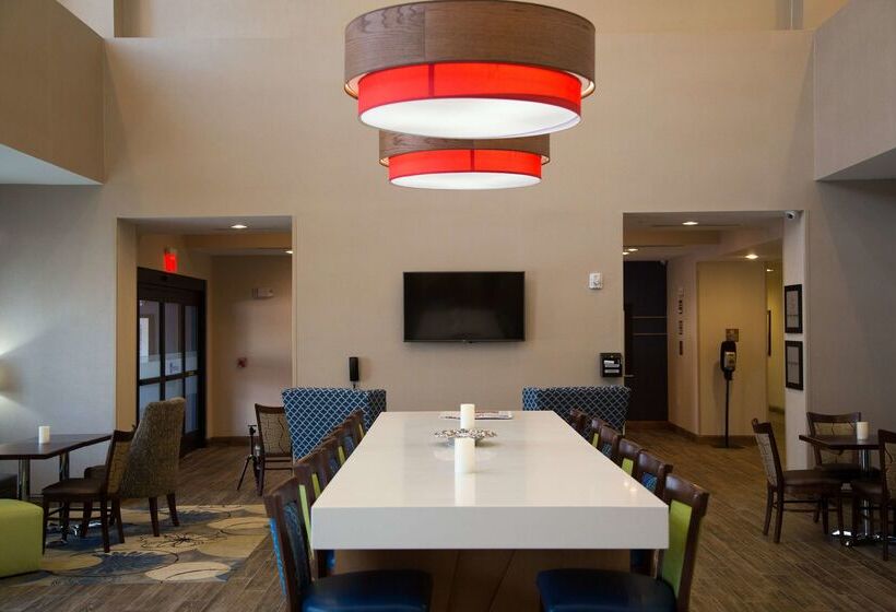 בית מלון כפרי Hampton Inn & Suites Mckinney