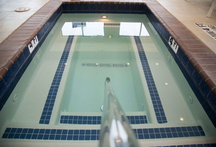 בית מלון כפרי Hampton Inn & Suites Mckinney