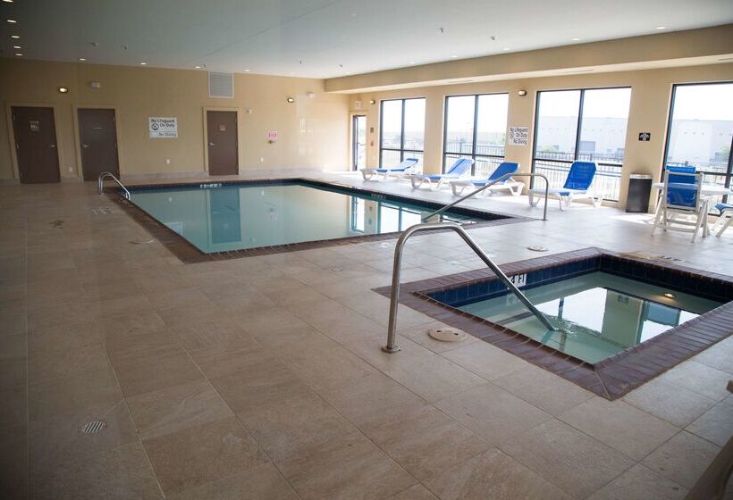 בית מלון כפרי Hampton Inn & Suites Mckinney