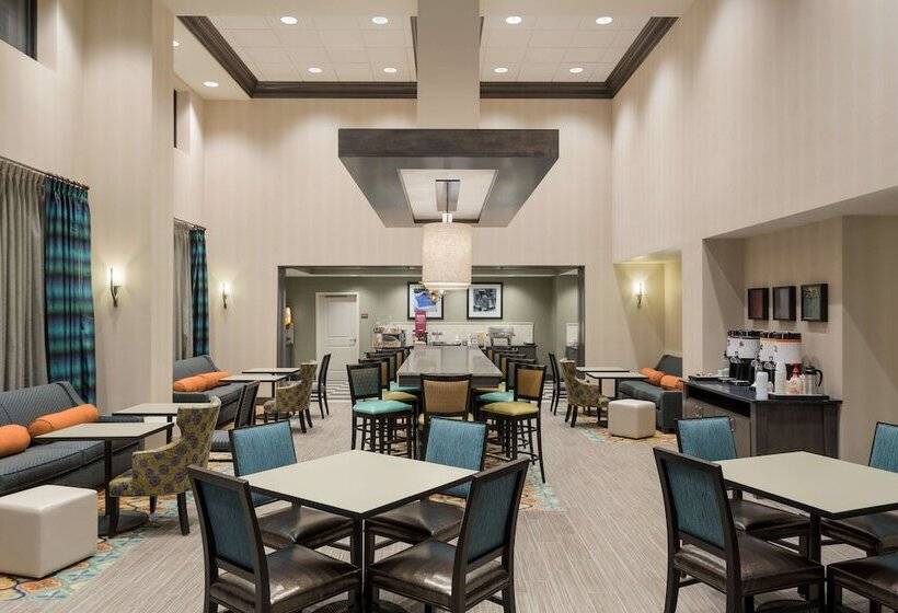 هتل Hampton Inn & Suites West Des Moines/sw Mall Area