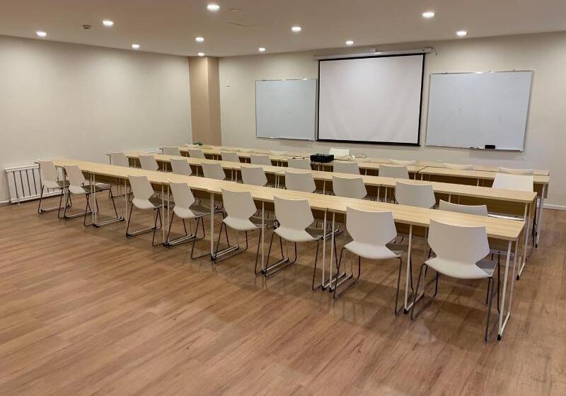 호텔 Hanting  Tieling Railway Station