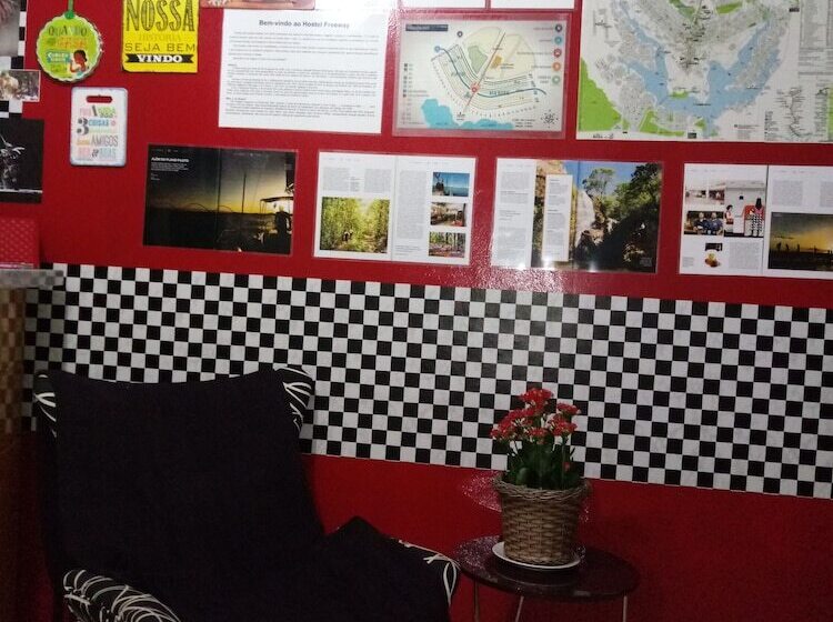 酒店 Hostel Freeway