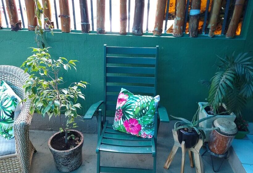 酒店 Hostel Freeway