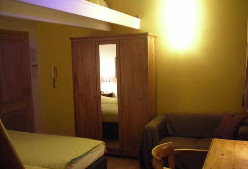 فندق Huize Rafael