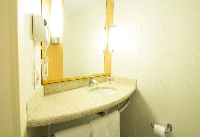 ホテル Ibis Presidente Prudente Manoel Goulart