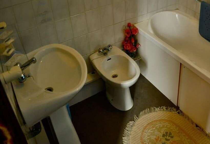 בית מלון כפרי Il Castellino