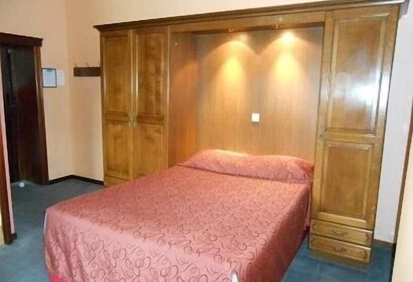 בית מלון כפרי Il Castellino