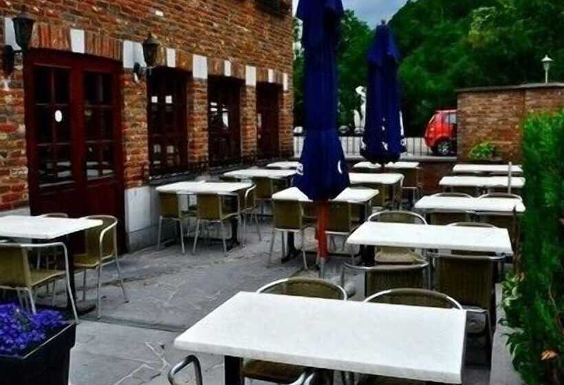 בית מלון כפרי Il Castellino