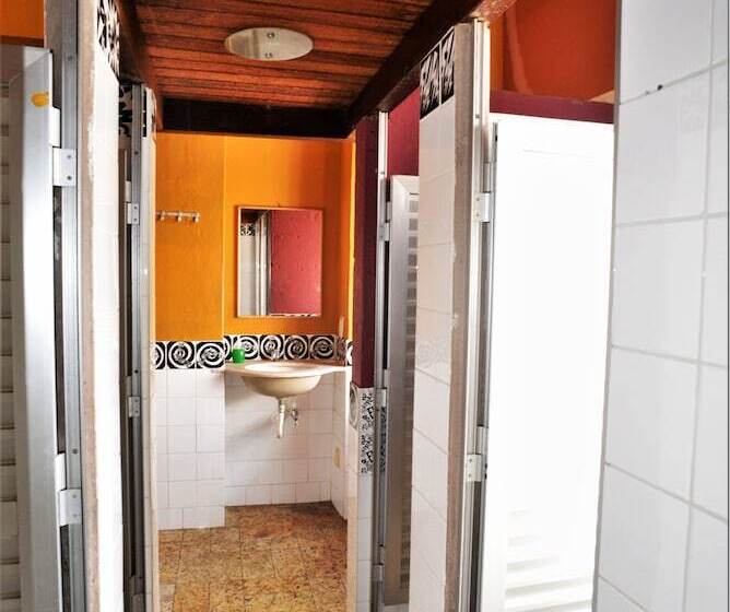 فندق Laranjeiras Hostel