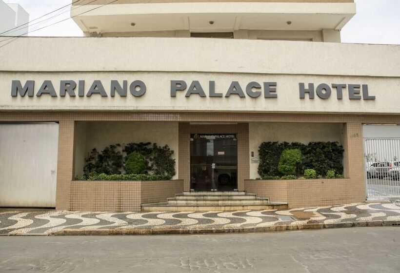 ホテル Mariano Palace