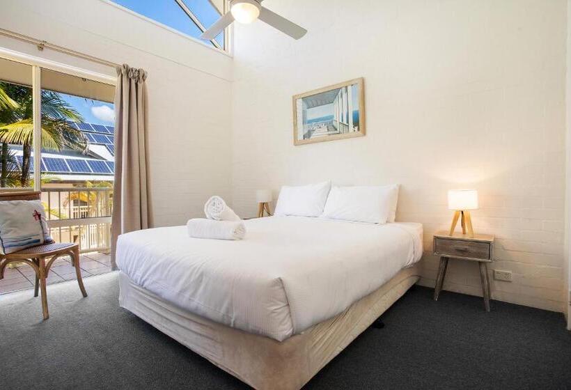 هتل Mariner Bay Apartments