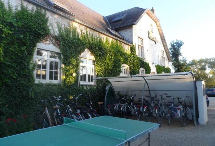 בית מלון כפרי Martinique