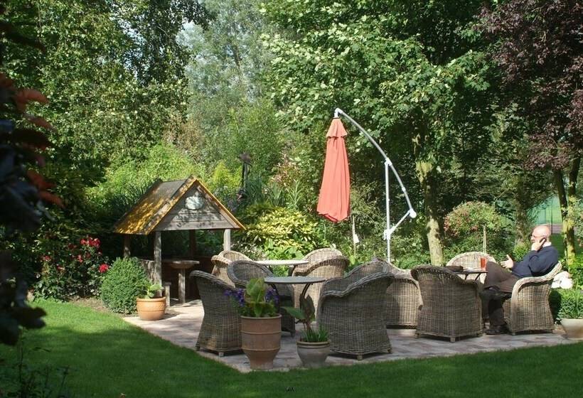 בית מלון כפרי Martinique