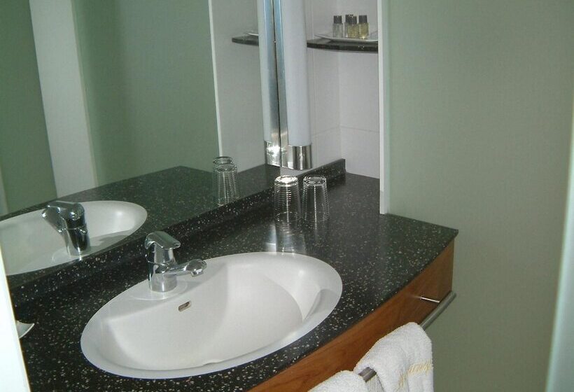 Отель Martinique