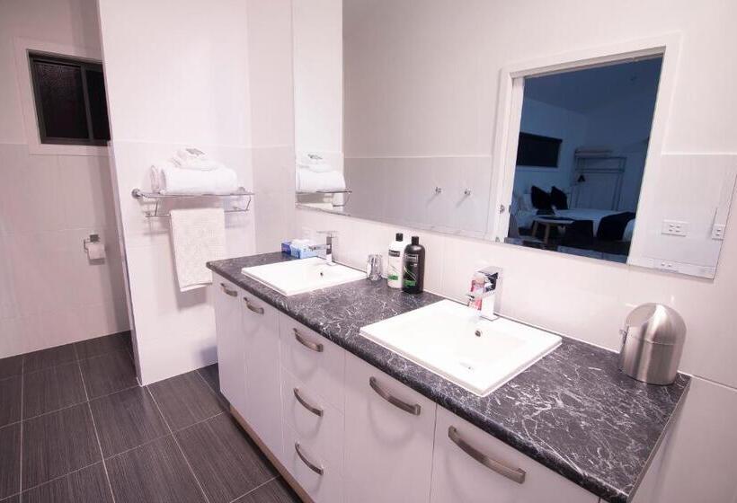 هتل Mildura Holiday Villas