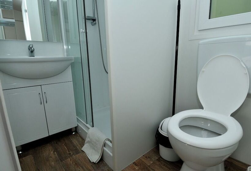 호텔 Mobile Homes Baško Polje Campground