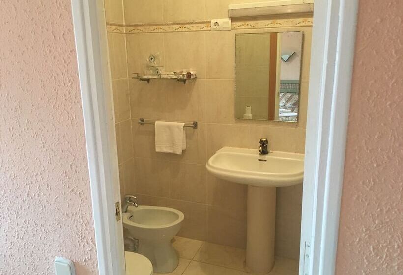 Отель Montes Blancos