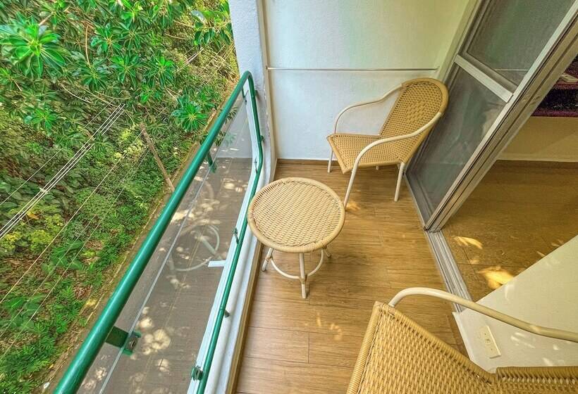 Отель Nacional Inn Guarujá