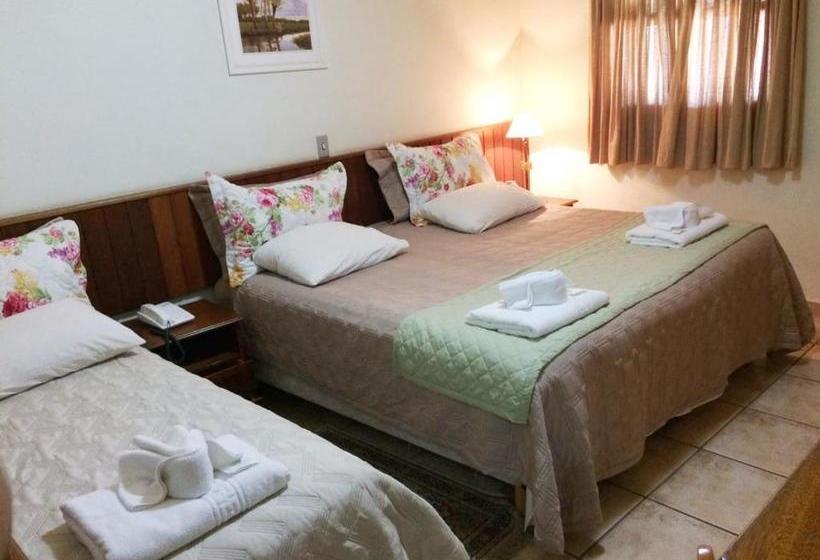 호텔 Pousada Alpes Da Serra Campos Do Jordão