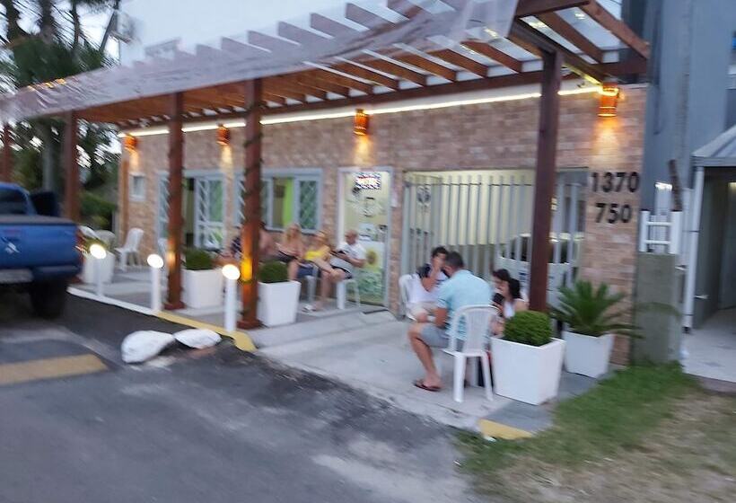 Отель Pousada Girassol