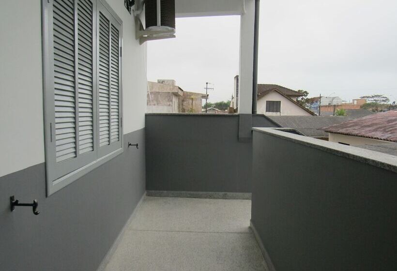 Отель Pousada Girassol