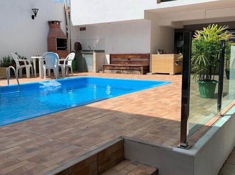 ホテル Pousada Hamburgo