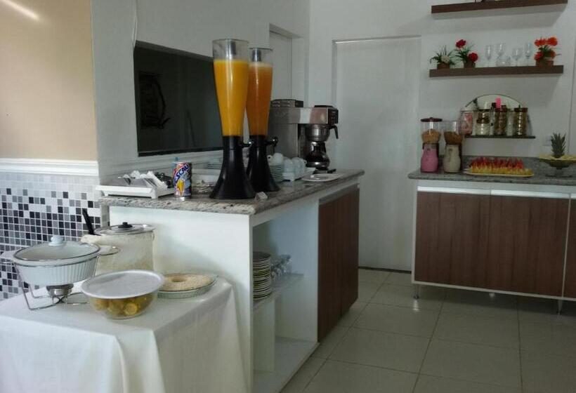 בית מלון כפרי Pousada Oasis