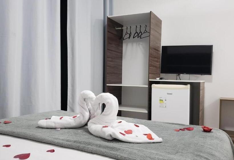 בית מלון כפרי Pousada Oasis