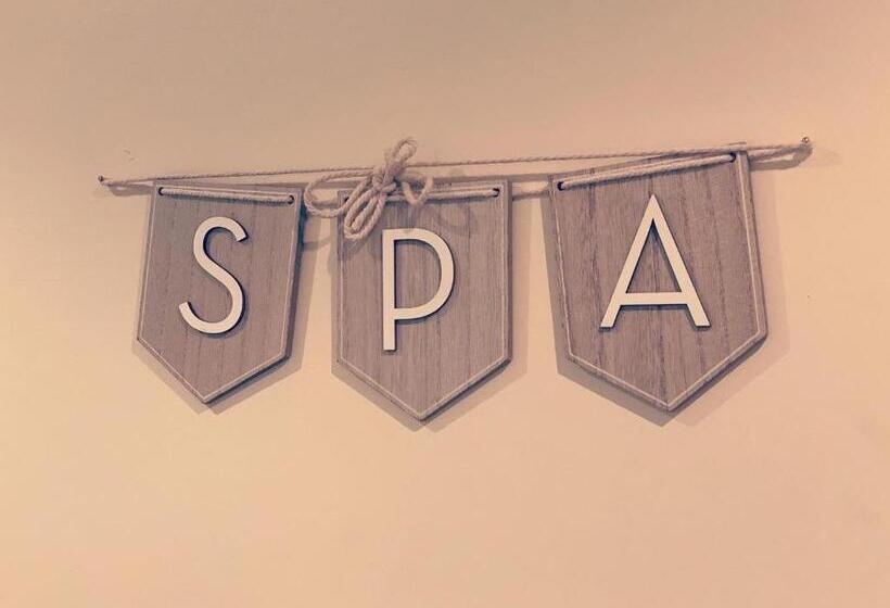 Отель Hôtel & Spa Rodier