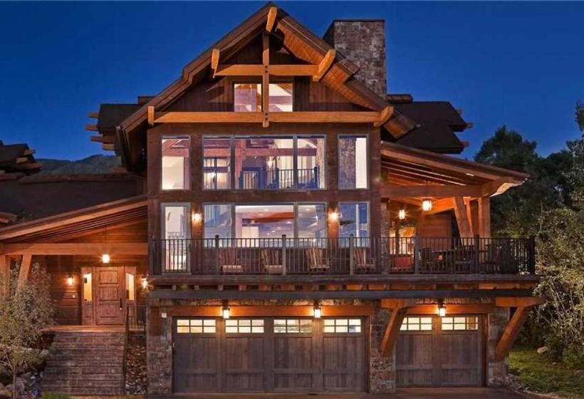 Отель Sun Ridge Lodge