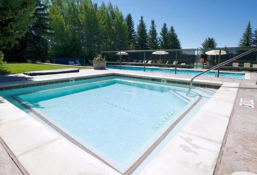 فندق Teewinot Condominiums