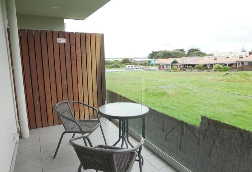 בית מלון כפרי The Apollo