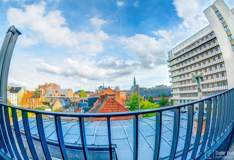 酒店 The Cube Hostel