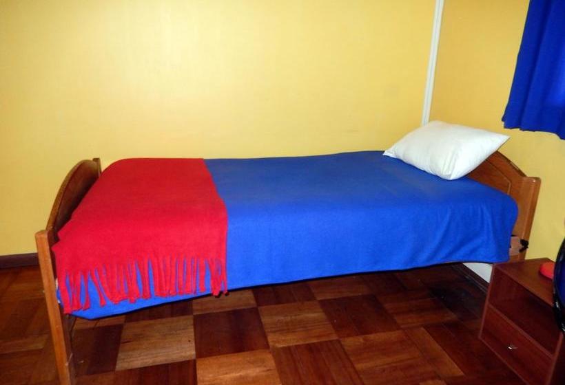 בית מלון כפרי Travellers Place Hostel