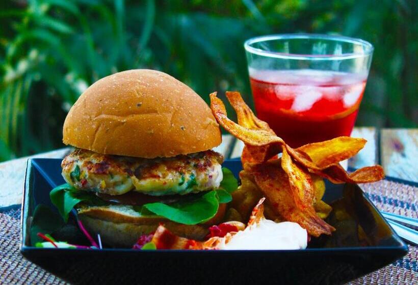 בית מלון כפרי Vila Araticum Praia