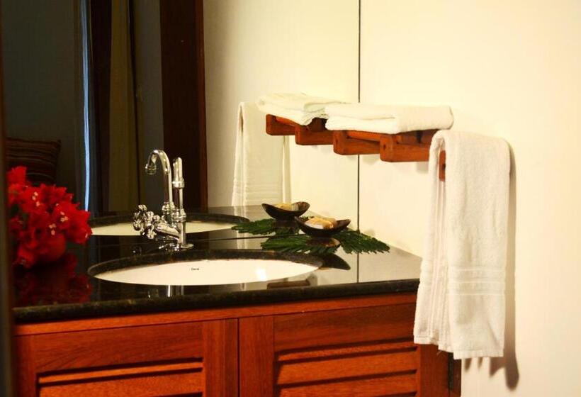 בית מלון כפרי Vila Araticum Praia