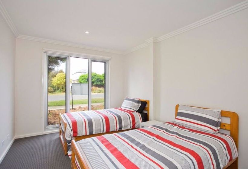 فندق Whitewater Apartments