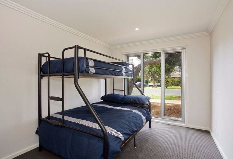 فندق Whitewater Apartments