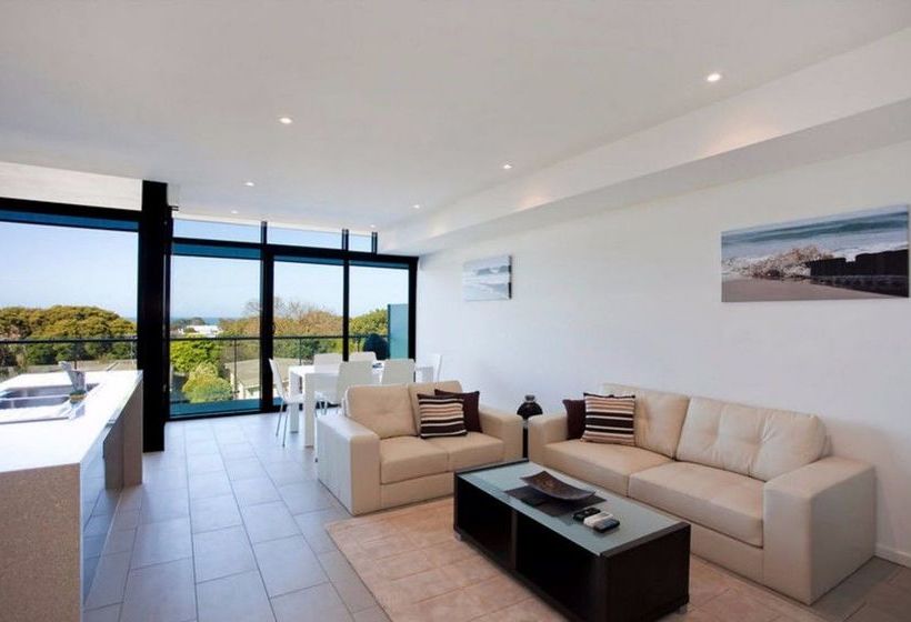 فندق Whitewater Apartments