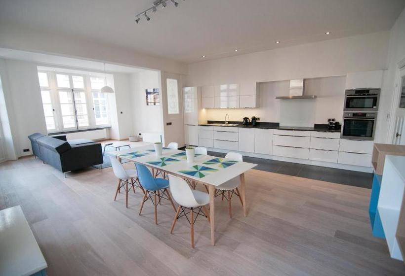 فندق Your House Apartments