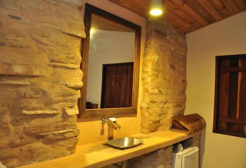 Salto Corumbá Hotel Camping Clube